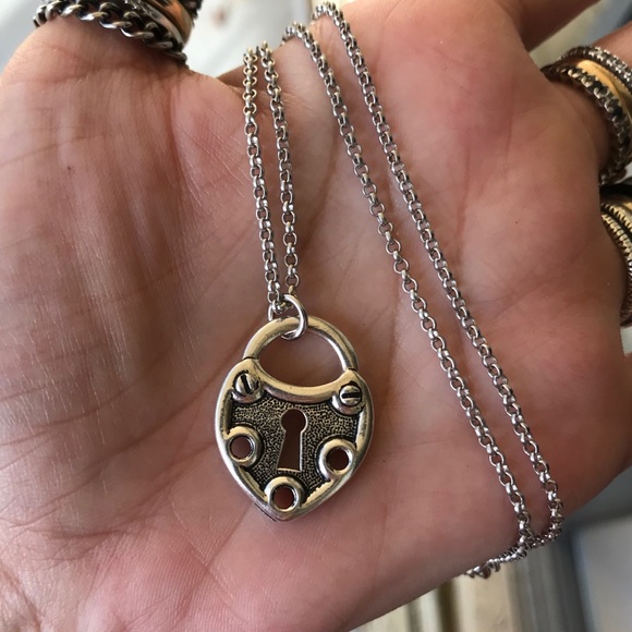 🔴SALE !Stainless steel heart lock necklace choker - Picture 4 of 8